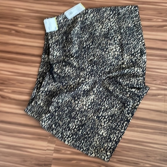 OLD Navy Active NWT Stretchtech Go Dry Shorts Size XL - Picture 3 of 10